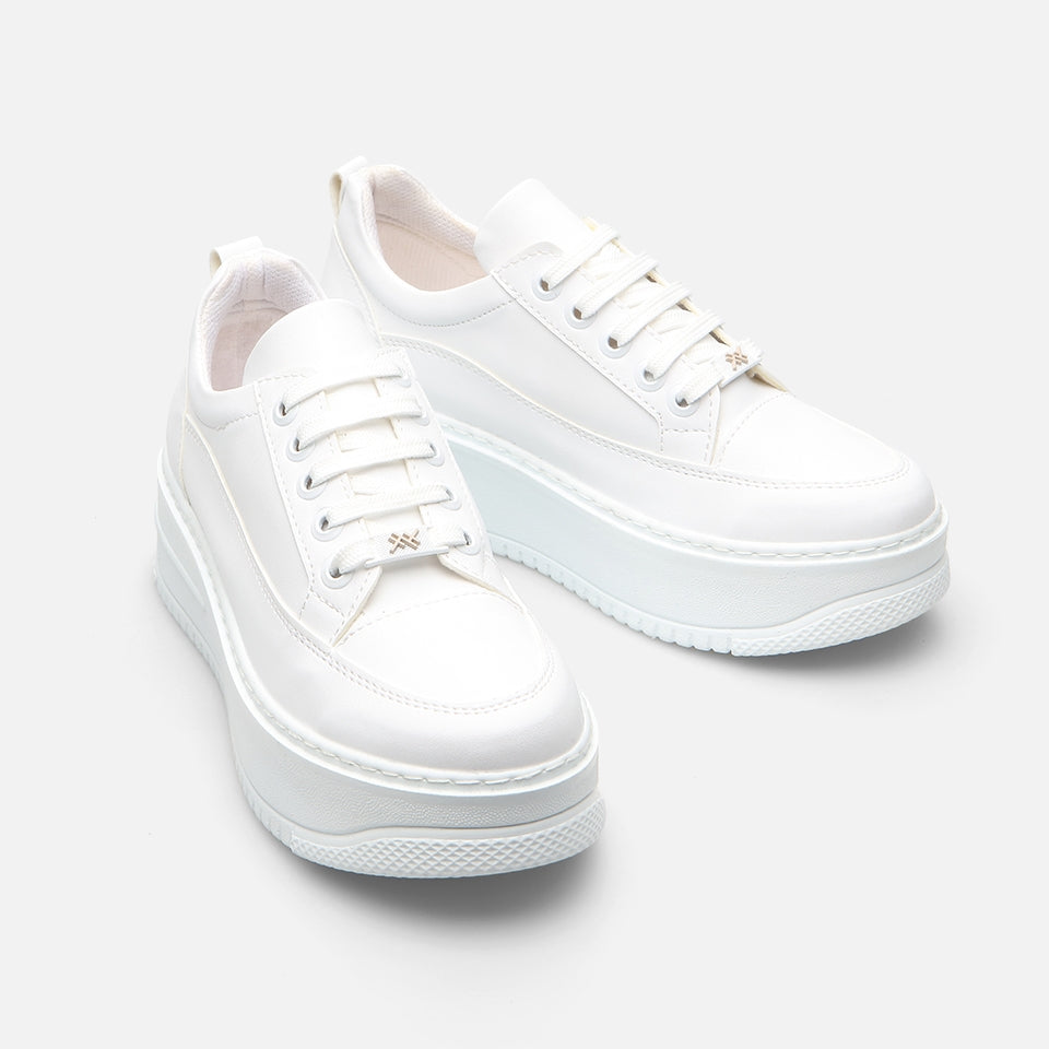 White Yaya Women's Everyday Shoes