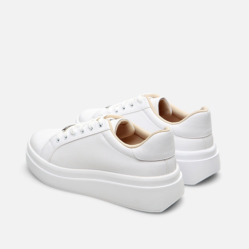 White Yaya Women's Everyday Shoes